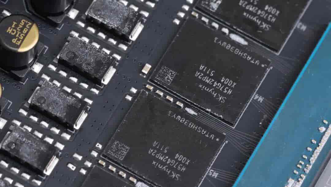 “黑化强三分” RTX 5070 Ti无出其右——影驰RTX 5070 Ti HOF OC LAB 黑魂X