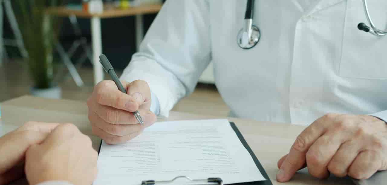 用AI识别伪科学，这三步问完，基本就能判断靠不靠谱