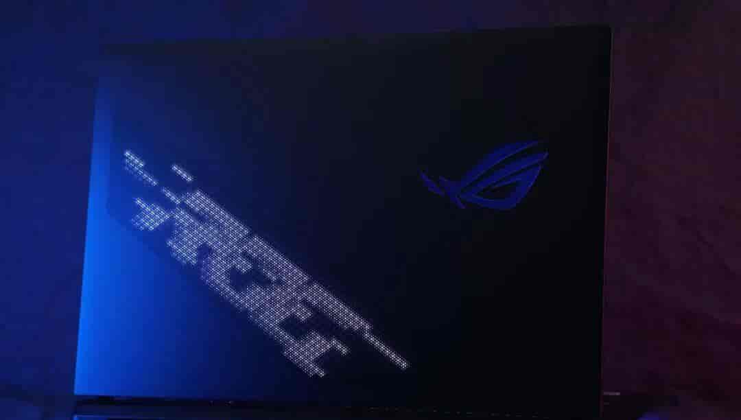 银鞍照夜，枪神破阵 GeForce RTX™ 5080笔记本ROG枪神9 Plus超竞版：光影交响曲重构数字游戏生活美学