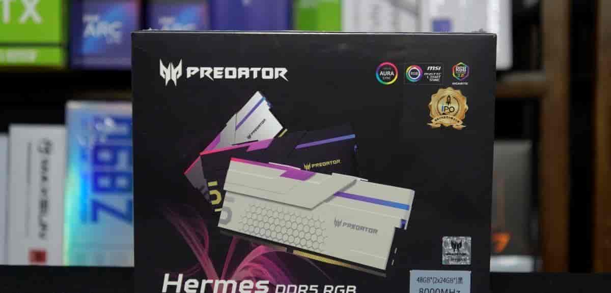 黑白双配色、背插可选,iGame GeForce RTX 5060 Ti Ultra W OC 装机实测