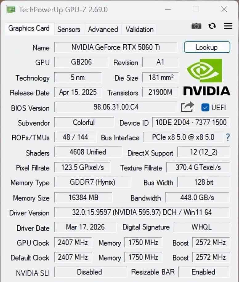 黑白双配色、背插可选,iGame GeForce RTX 5060 Ti Ultra W OC 装机实测