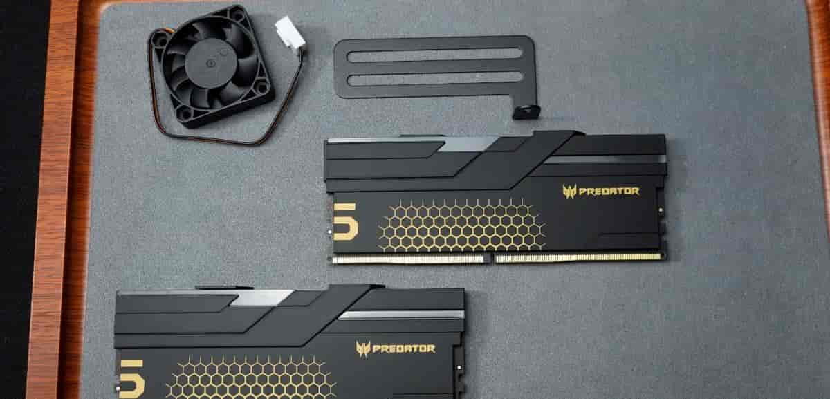 黑白双配色、背插可选,iGame GeForce RTX 5060 Ti Ultra W OC 装机实测
