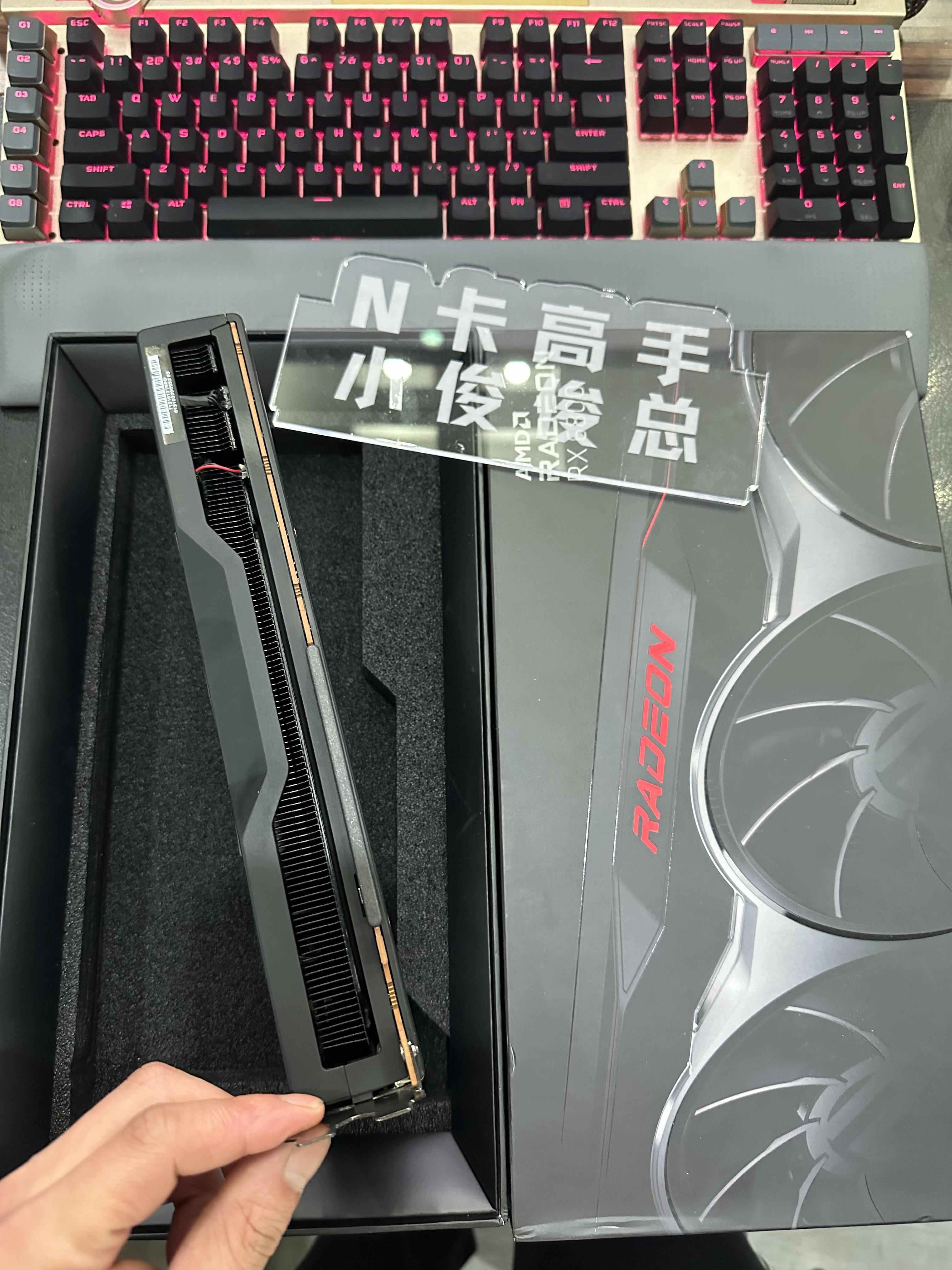RX6800显卡 6800AMD公版显卡 16G显存 台式电脑独立显卡 渲染建模
